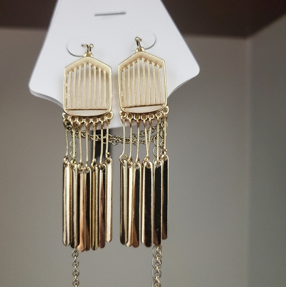 Jewelry Set - Picture 2 of 3